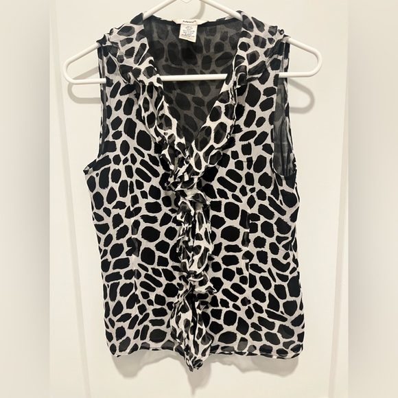 Tops - Beautiful black and grey Panther print  top with raffles in the middle